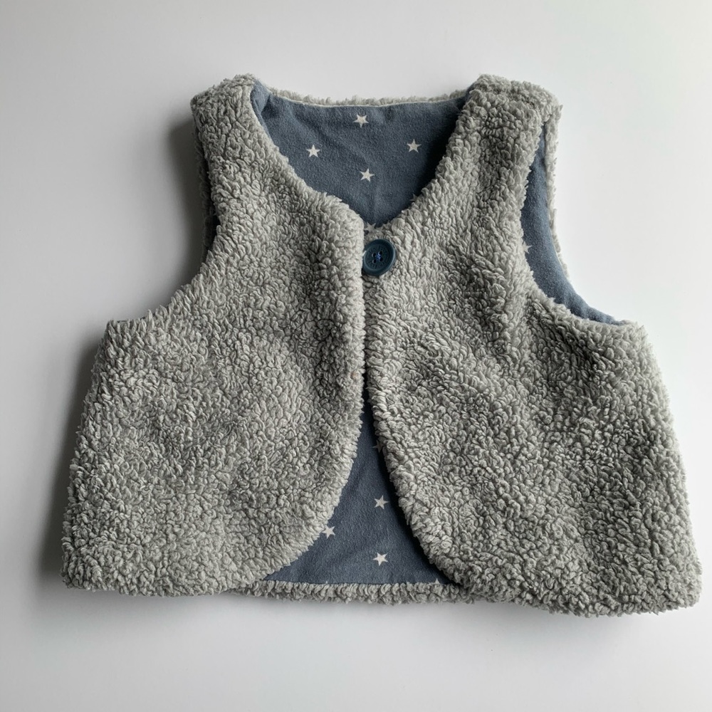 Baby Boden reversible vest 18/24 months.